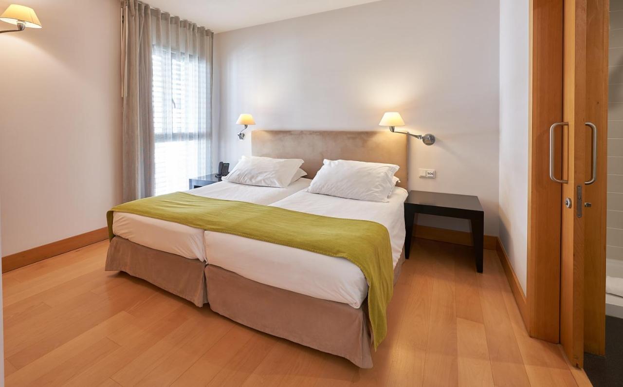 One-Bedroom Apartment Land View
