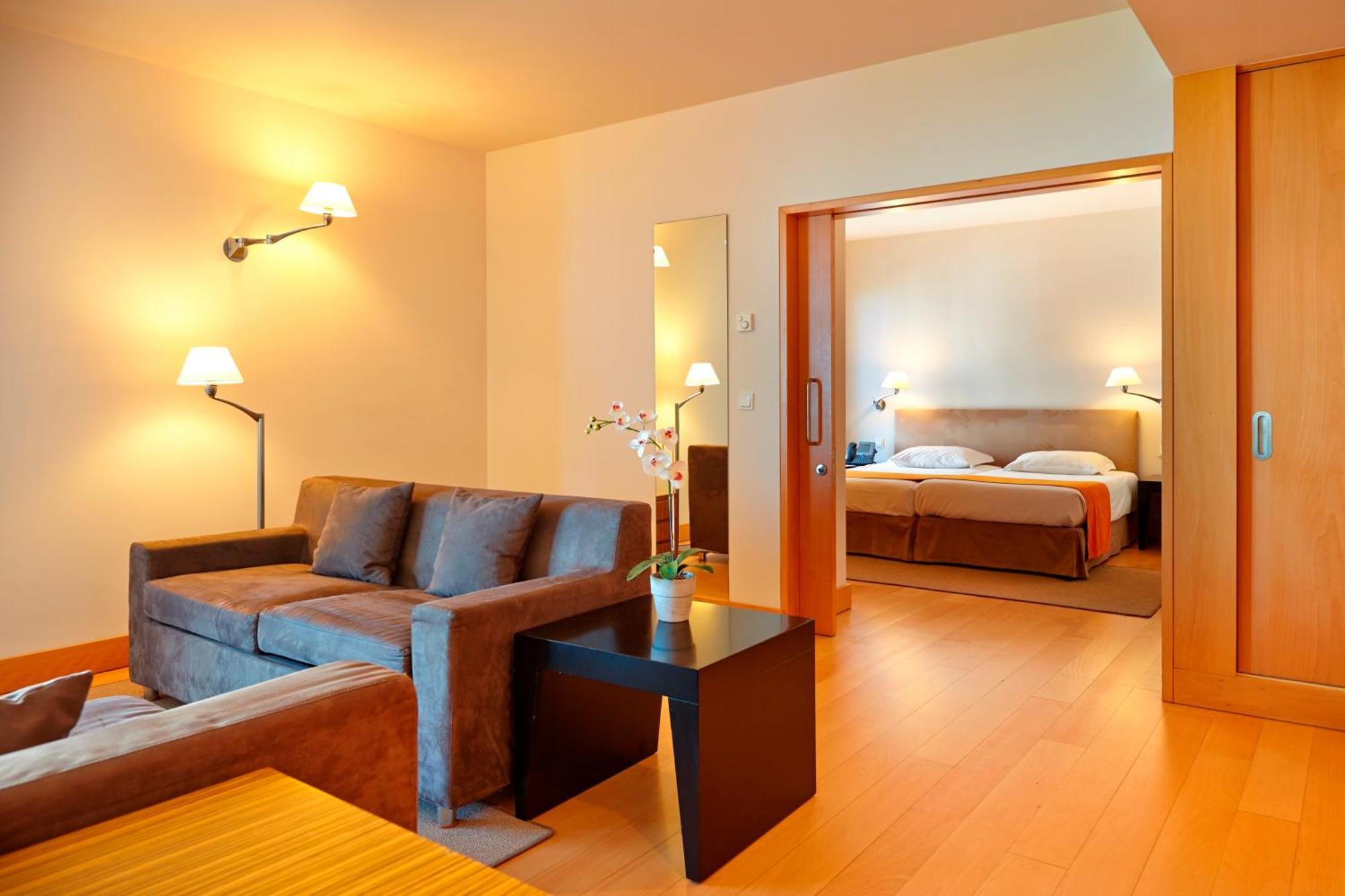 Premium Apartment Side Sea View